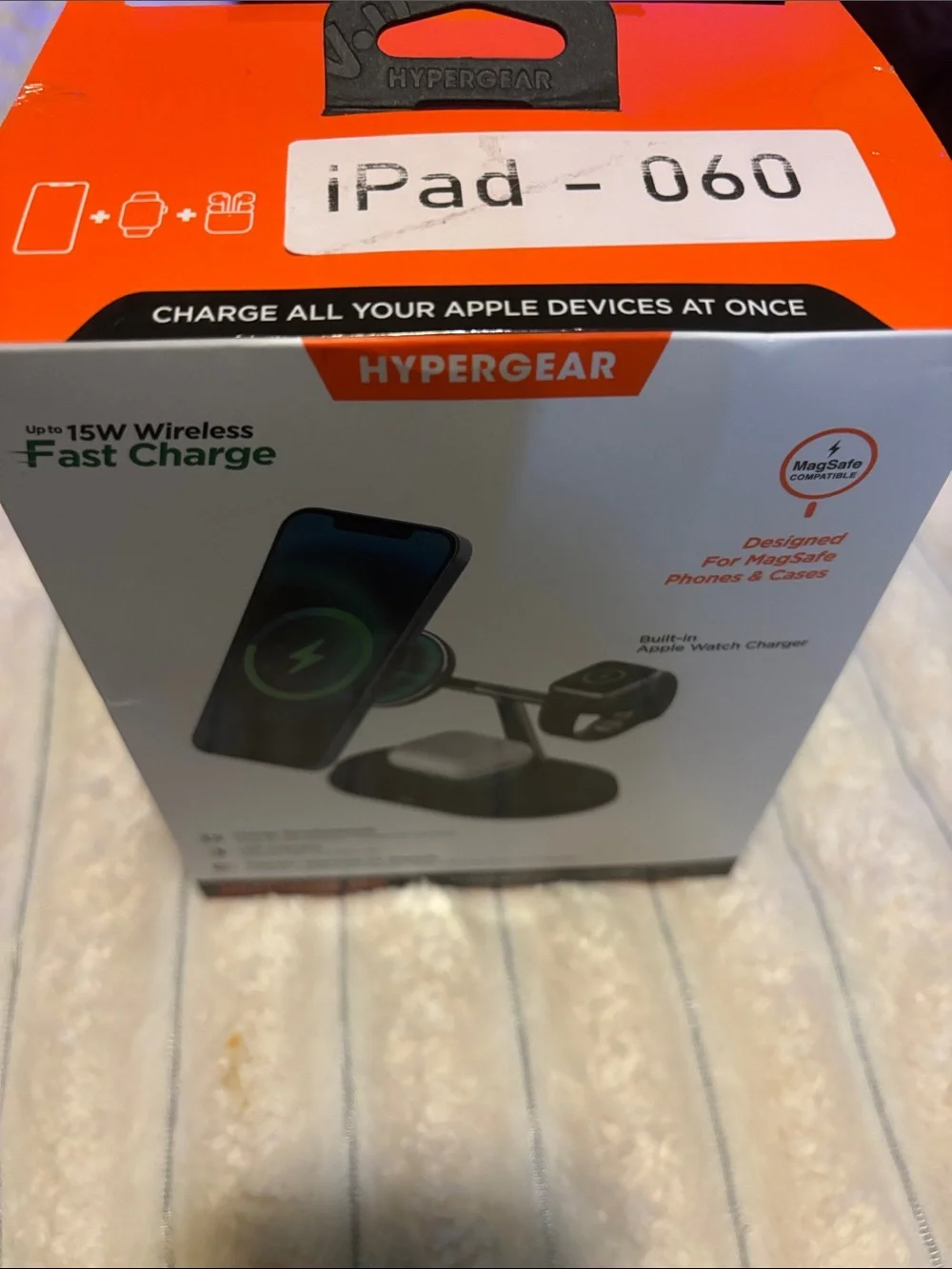MaxCharge Pro 3-in-1 Wireless Charging Stand - Black